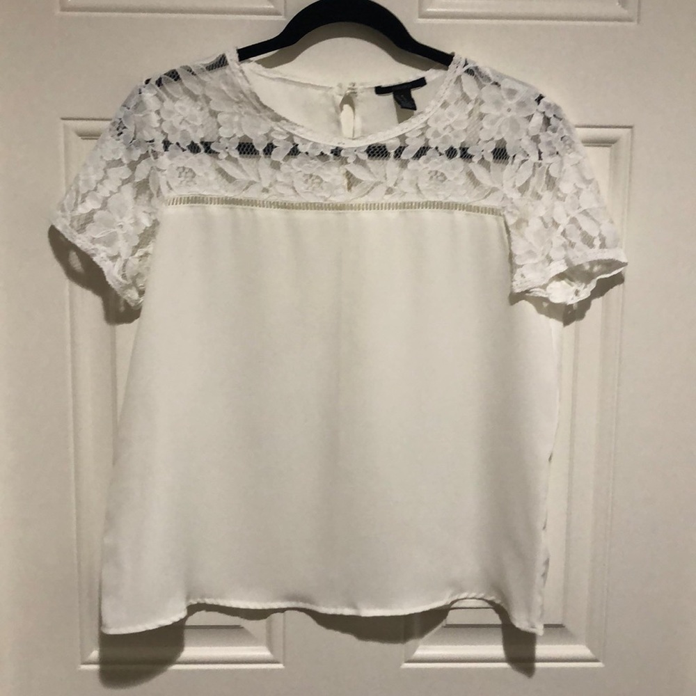 Forever21 White Lace Short Sleeves Boxy Top
